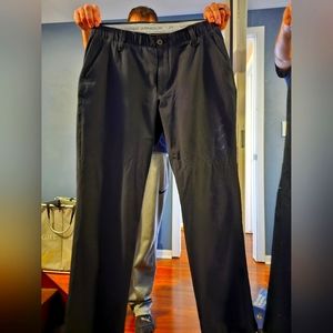 Men's Under Armour golf pants